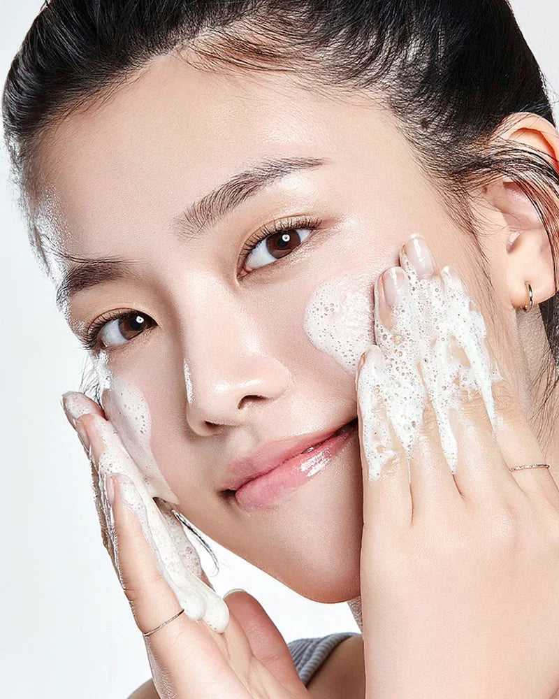 Anua 8 Hyaluronic Acid Moisturizing Gentle Gel Cleanser